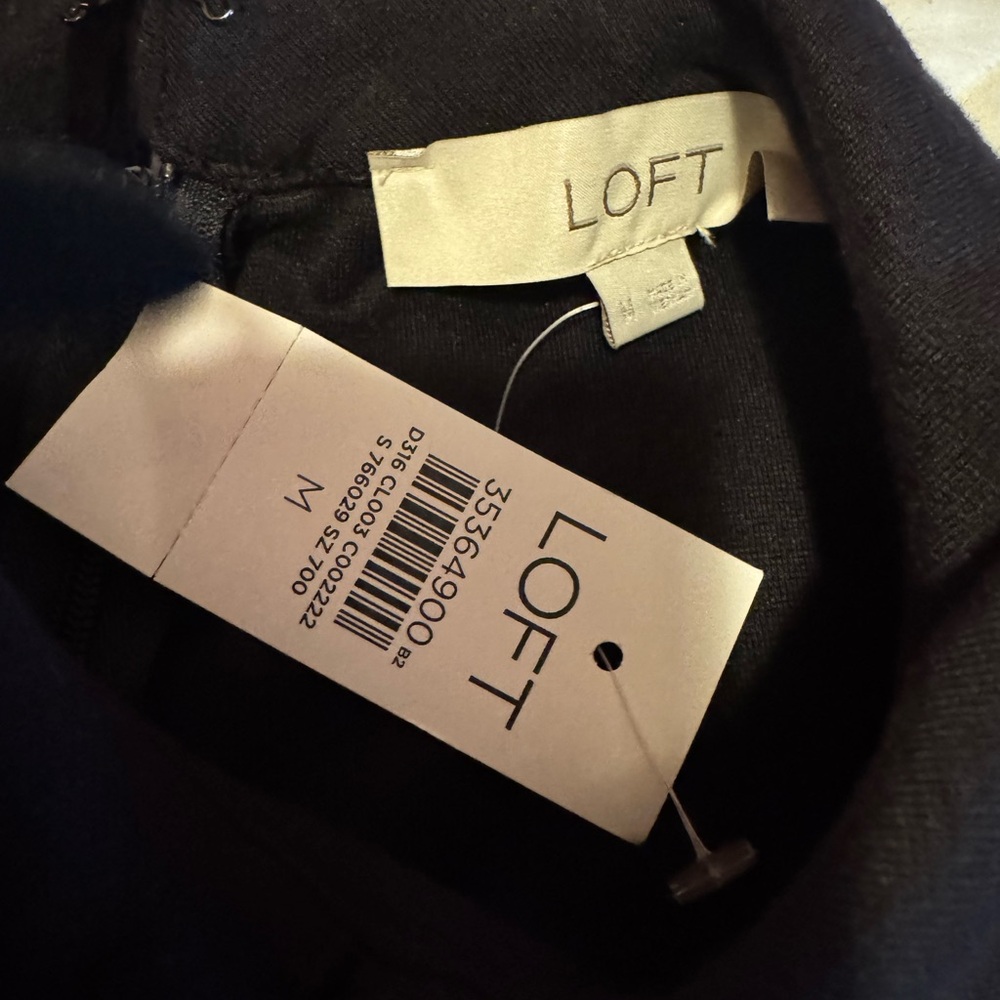 LOFT Black Short-Sleeve Mini Dress with Front Flap Pockets - Picture 5 of 9